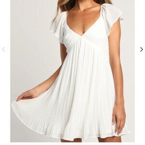 Lulus Amalfi Coast White Pleated Mini Dress Medium Bachelorette Bridal Shower‎